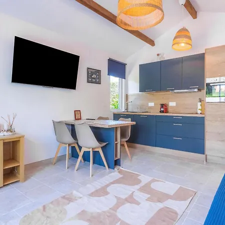 Studio Bormes * Bormes-les-Mimosas