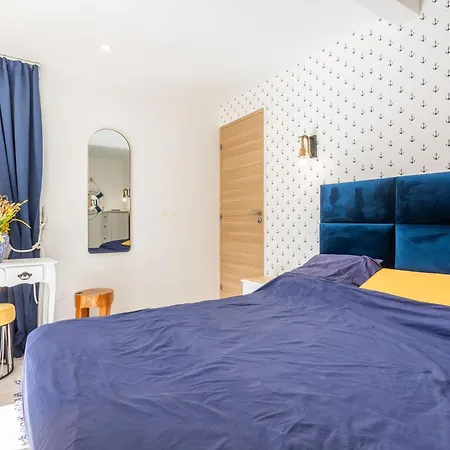 Studio Bormes Apartment