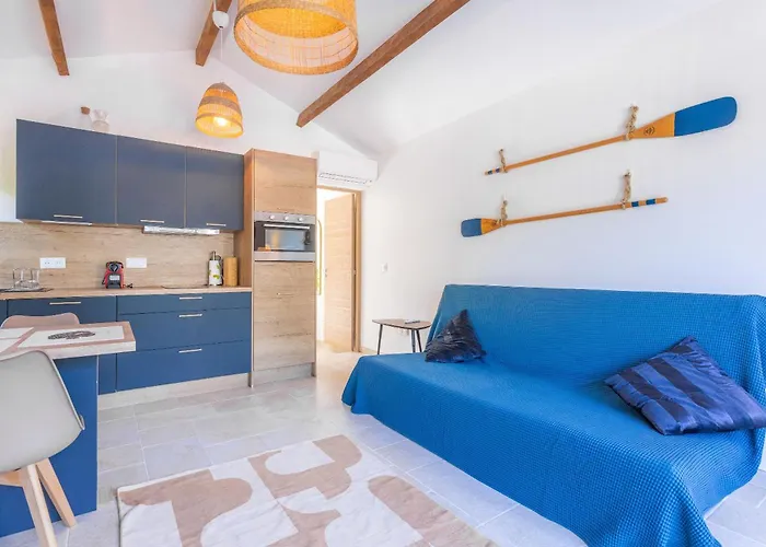 Studio Bormes Daire *